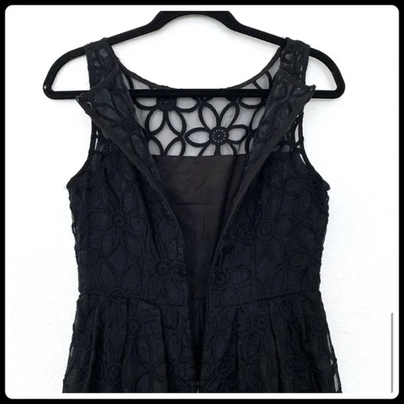 ❌UNAVAILABLE❌BB Dakota cocktail dress - Picture 5 of 7